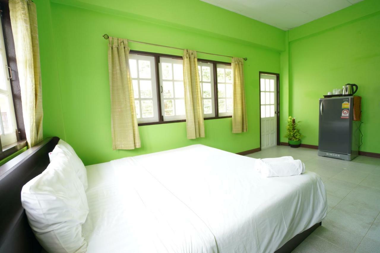 Maenam Lodge Mae Nam Esterno foto
